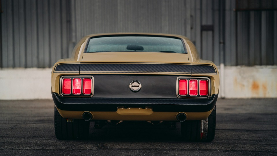 2019 स्पीडकोर आरडीजे बॉस 302 रियर