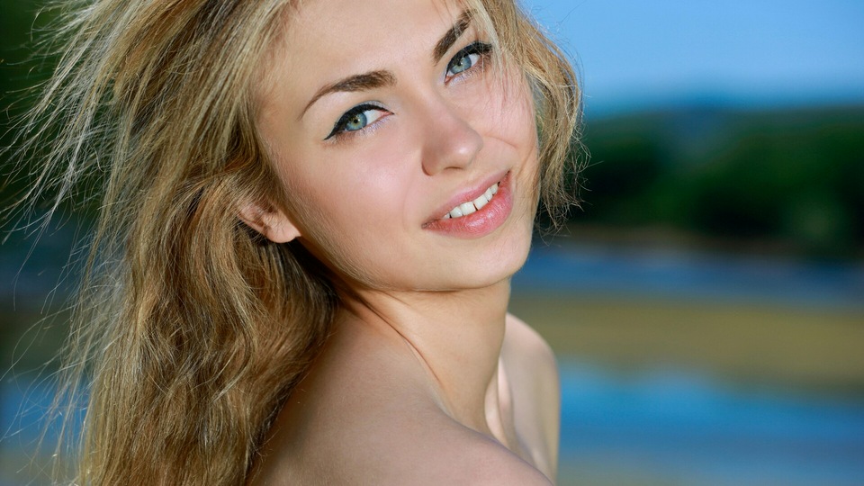 मॉडल लड़की