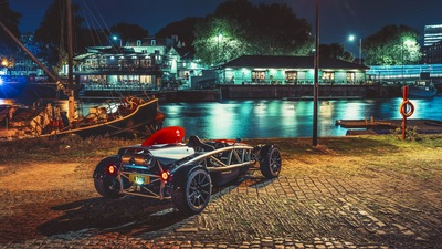 कस्टम कार 8 के