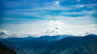 पहाड़ों चोटियों बादल 4कश्मीर