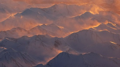 अलास्का पर्वत रेंज सुबह