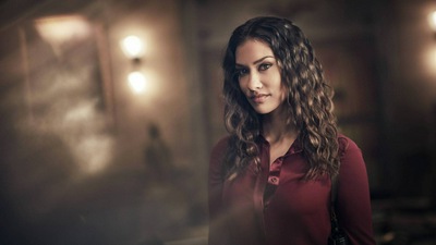 स्लीपी हॉलो में डायना मल्होत्रा के रूप में जेनिना गावंकर